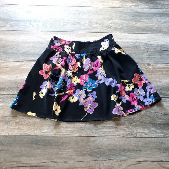 Candies Women Size 3 Skirt Short A Line Floral 27" Waist - Picture 1 of 7